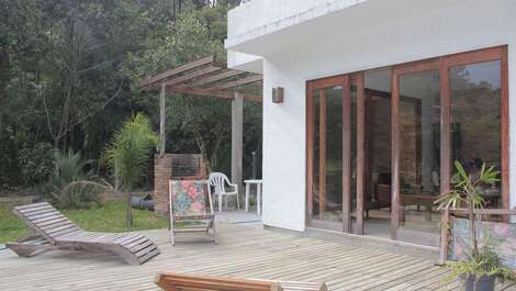 Casa con patio privado en Praia da Ferrugem