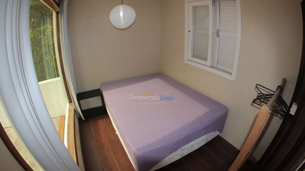 Casa para alquiler de vacaciones em Garopaba (Praia da Ferrugem)