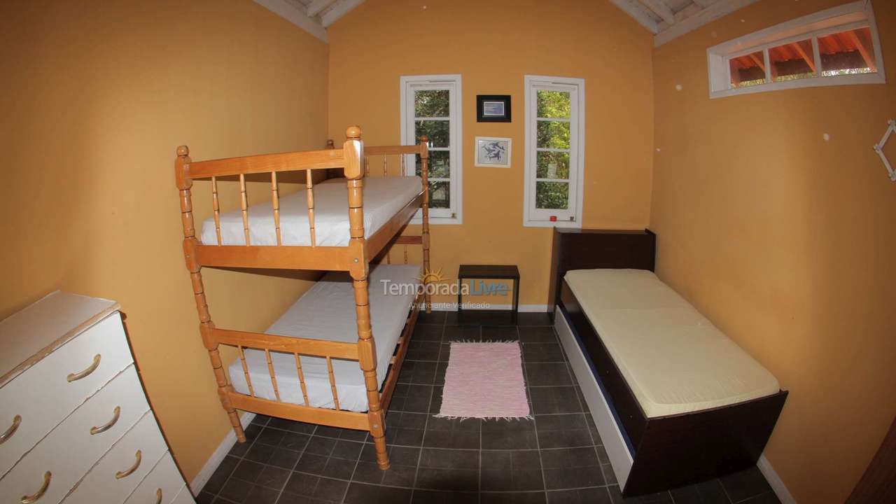 Casa para alquiler de vacaciones em Garopaba (Praia da Ferrugem)