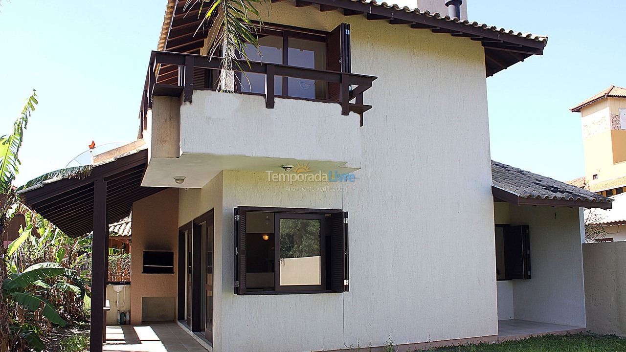 Casa para aluguel de temporada em Garopaba (Praia da Ferrugem)