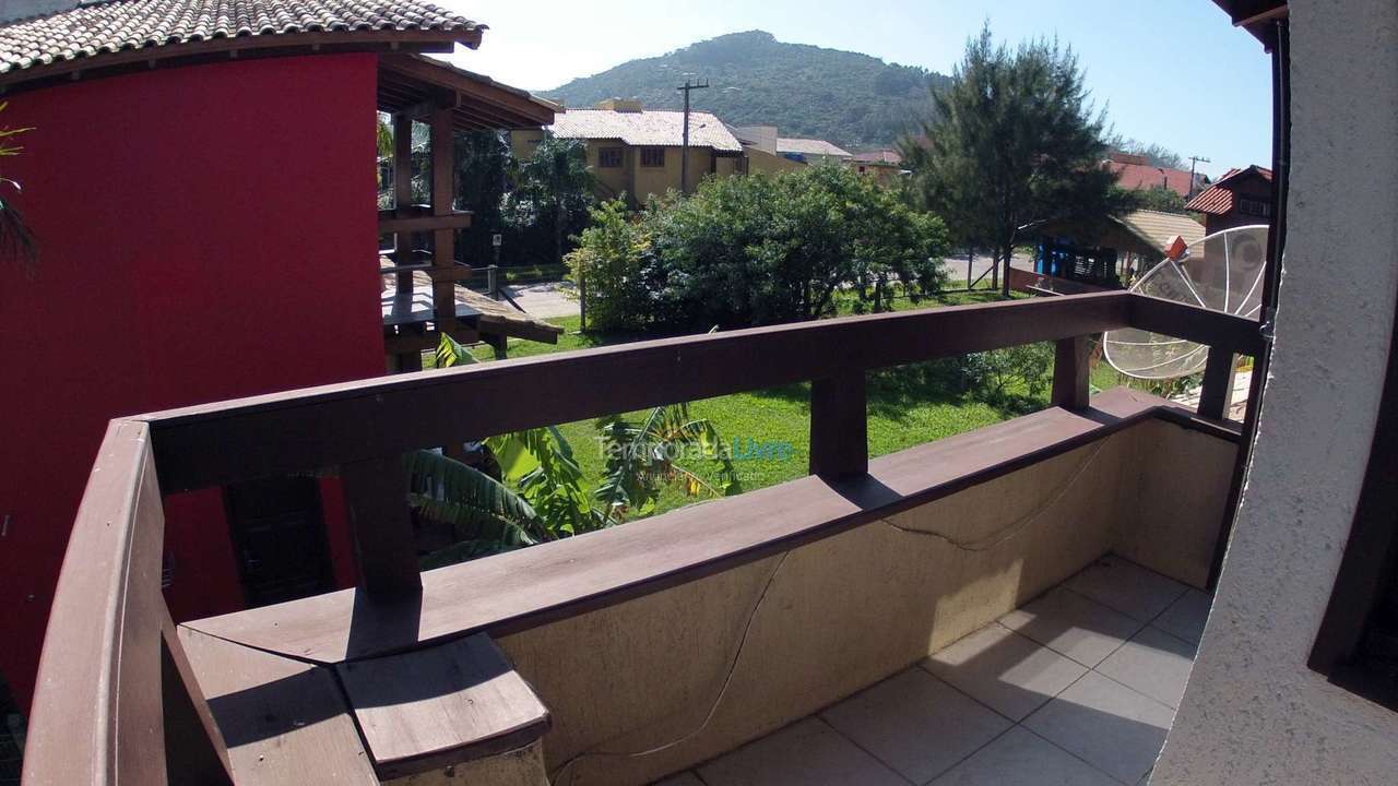 Casa para aluguel de temporada em Garopaba (Praia da Ferrugem)