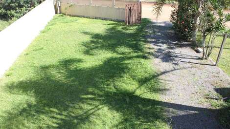 Casa c/ pátio privado p/10 pessoas na Praia da Ferrugem