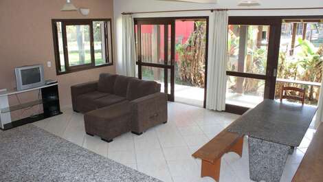 Casa c/ pátio privado p/10 pessoas na Praia da Ferrugem