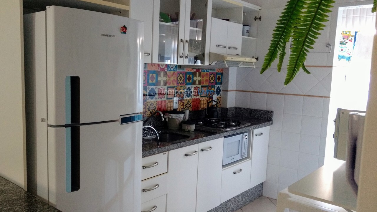 Apartamento para alquiler de vacaciones em Bombinhas (Praia de Bombas)