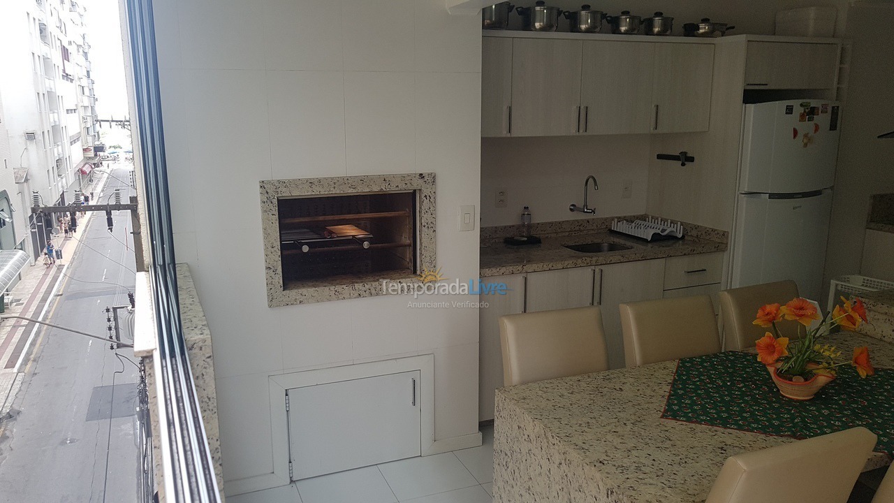 Apartment for vacation rental in Balneário Camboriú (Praia Central)