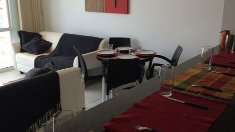 Balcão cozinha americana e sala