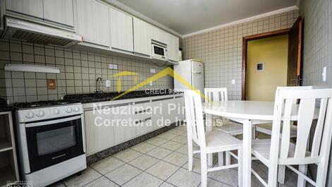 3 bedroom apartment close to Bombinhas beach