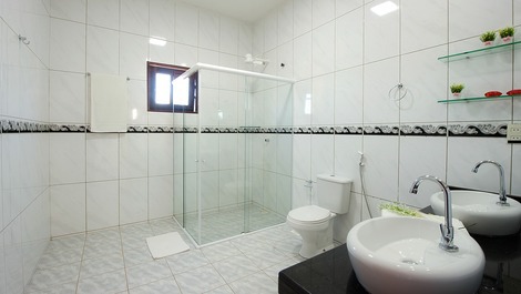 MANSIÓN VISTA MAR - 8 Suites AR / TV / Cama Box / Agua Caliente - BEACH PARK