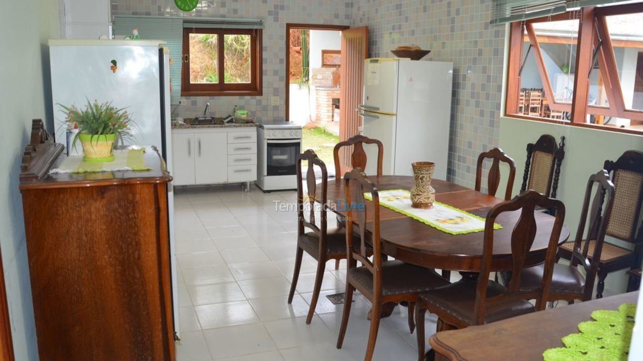 Casa para aluguel de temporada em águas de Lindóia (águas de Lindóia)