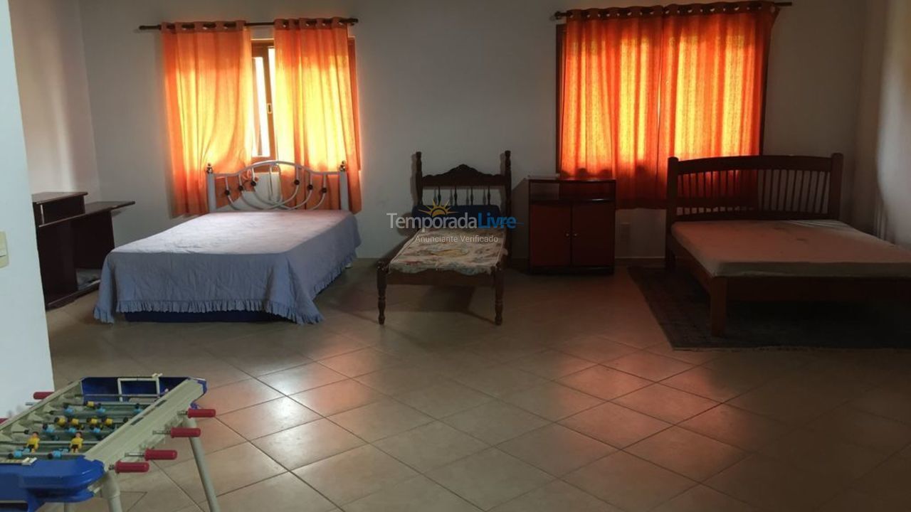 Casa para aluguel de temporada em águas de Lindóia (águas de Lindóia)