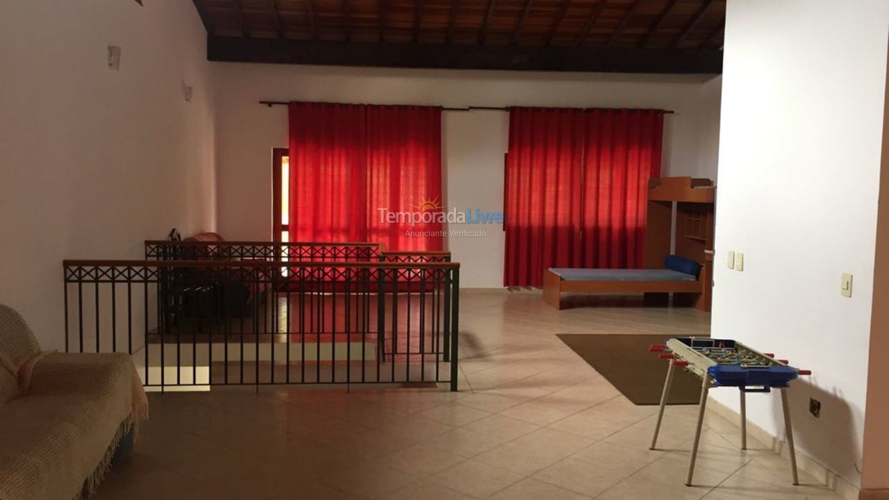 Casa para aluguel de temporada em águas de Lindóia (águas de Lindóia)