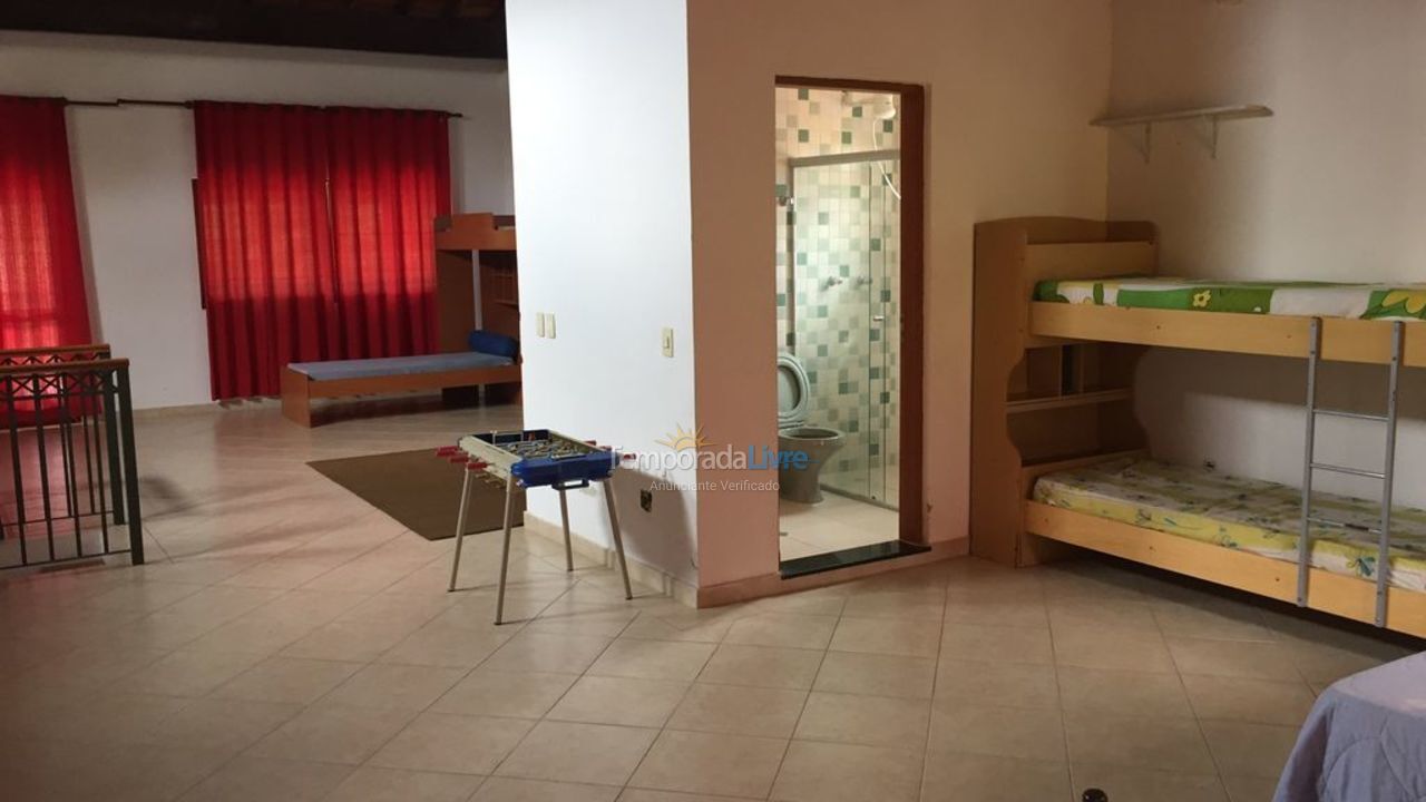 Casa para aluguel de temporada em águas de Lindóia (águas de Lindóia)