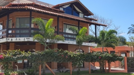 Casa para alugar em Bombinhas - Mariscal