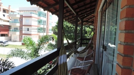 Linda casa com 4 dormitórios em Mariscal, excelente localização Ref.53