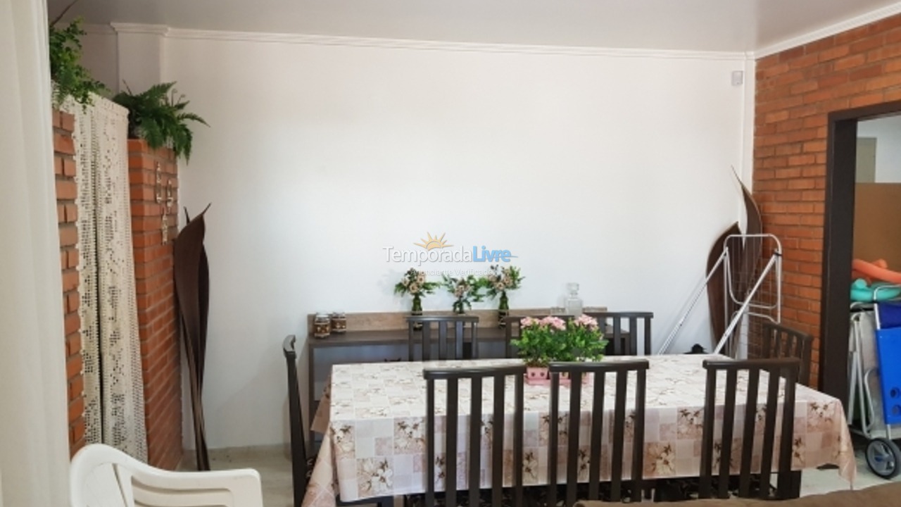 Casa para aluguel de temporada em Bombinhas (Mariscal)