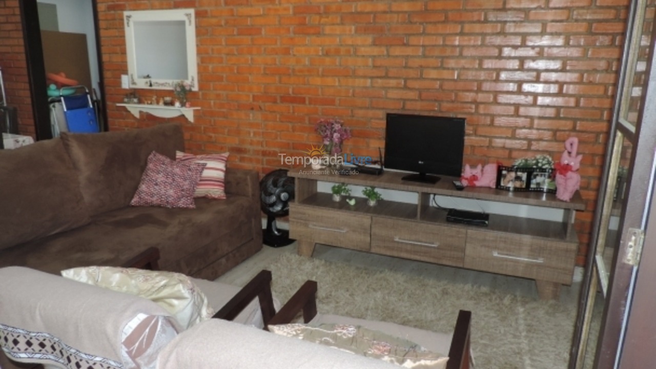 Casa para aluguel de temporada em Bombinhas (Mariscal)