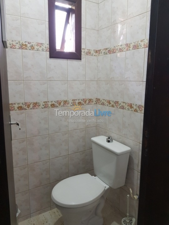 Casa para aluguel de temporada em Bombinhas (Mariscal)