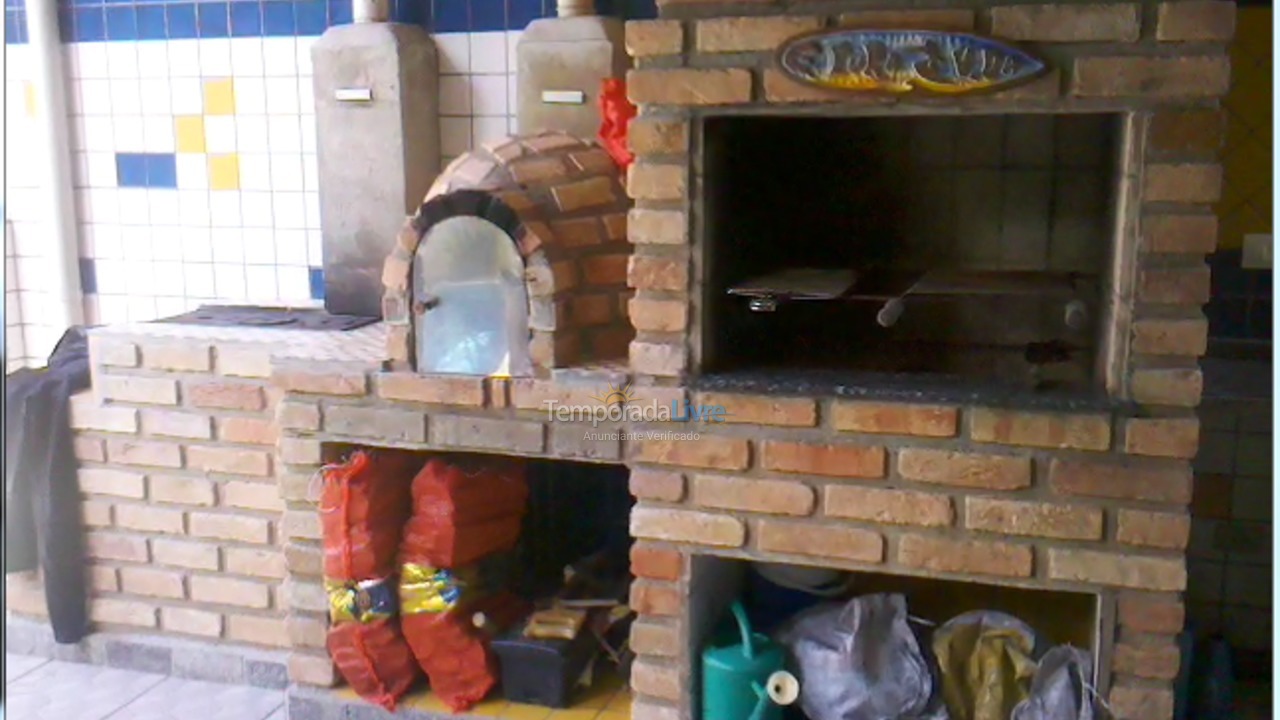 Casa para alquiler de vacaciones em São Sebastião (Praia da Jureia)