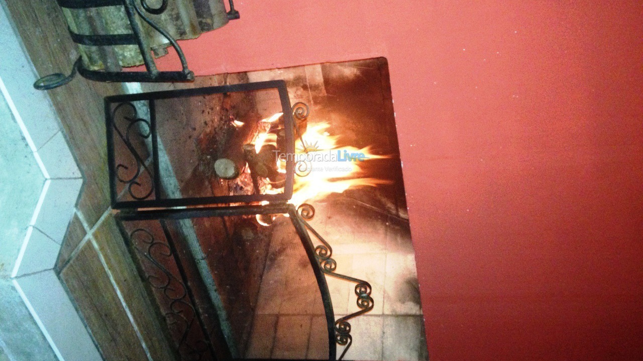 Casa para alquiler de vacaciones em São Sebastião (Praia da Jureia)