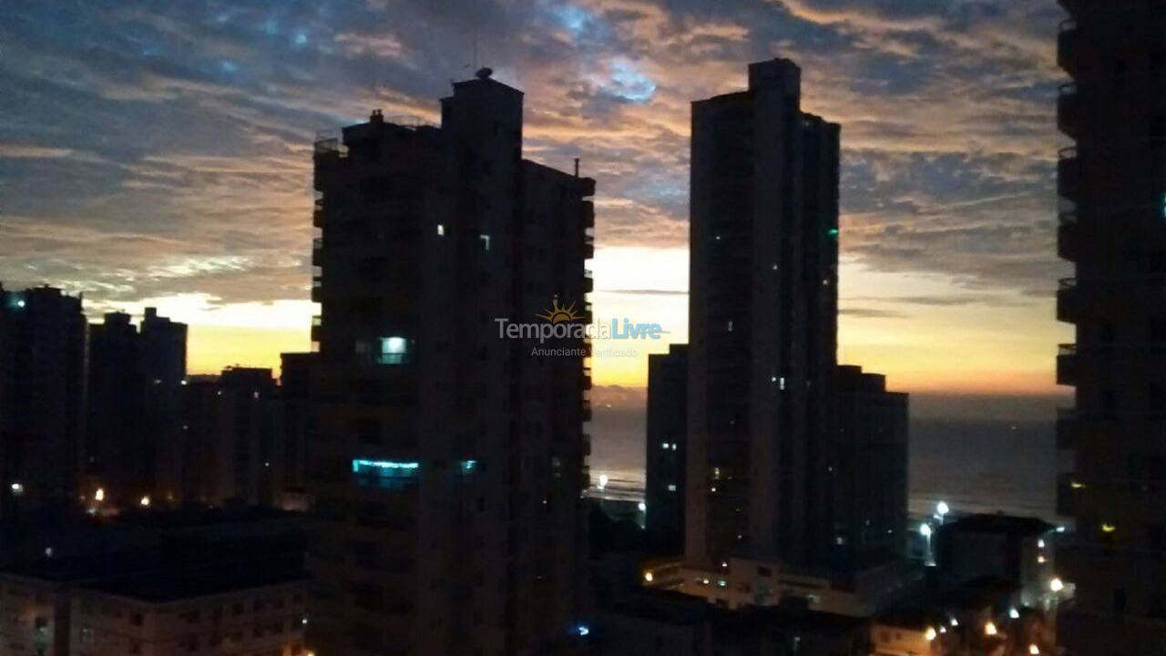 Apartment for vacation rental in Praia Grande (Vila Tupi)