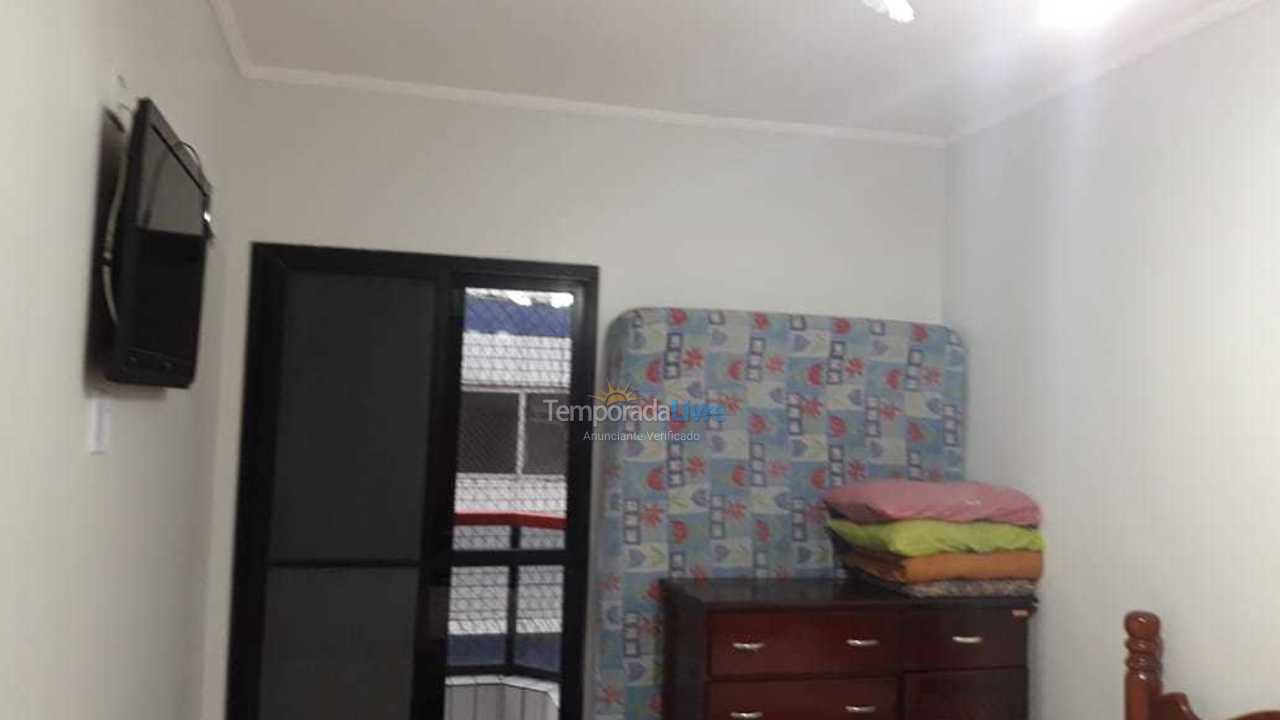 Apartamento para aluguel de temporada em Praia Grande (Guilhermina)