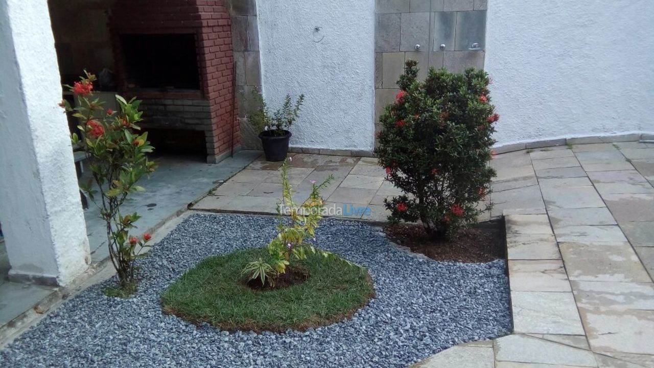 Casa para alquiler de vacaciones em Peruíbe (Praia de Guaraú)