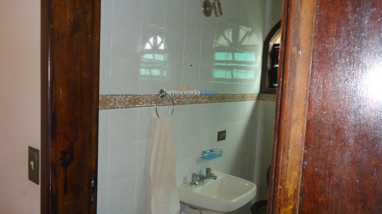 Casa para alquiler de vacaciones em Peruíbe (Praia de Guaraú)