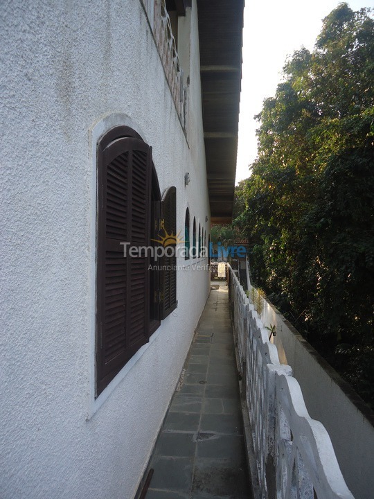 Casa para alquiler de vacaciones em Peruíbe (Praia de Guaraú)