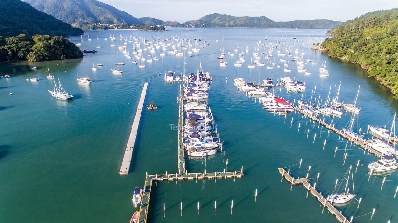 Casa para alquiler de vacaciones em Ubatuba (Praia do Lázaro)