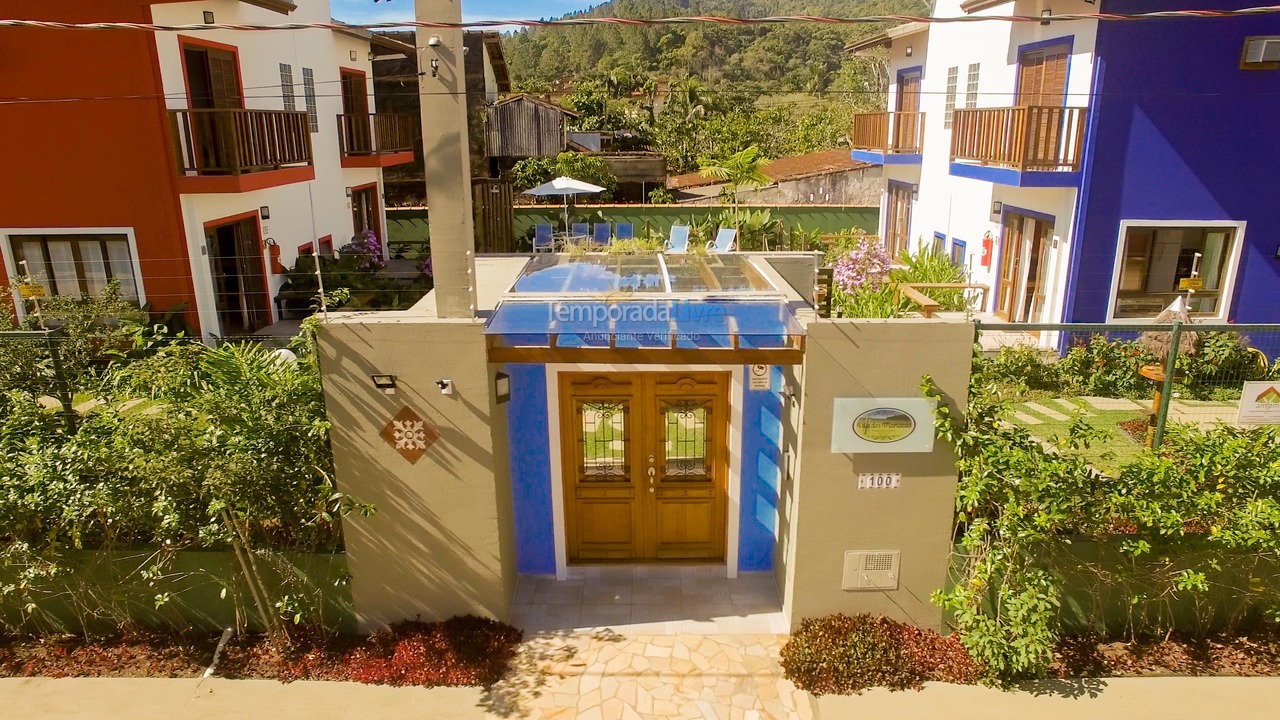 Casa para alquiler de vacaciones em Ubatuba (Praia do Lázaro)
