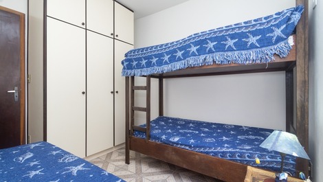 APARTAMENTO * 3 QUARTOS * 170 mts da Praia de Mariscal.