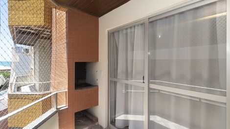 APARTAMENTO * 3 QUARTOS * 170 mts da Praia de Mariscal.