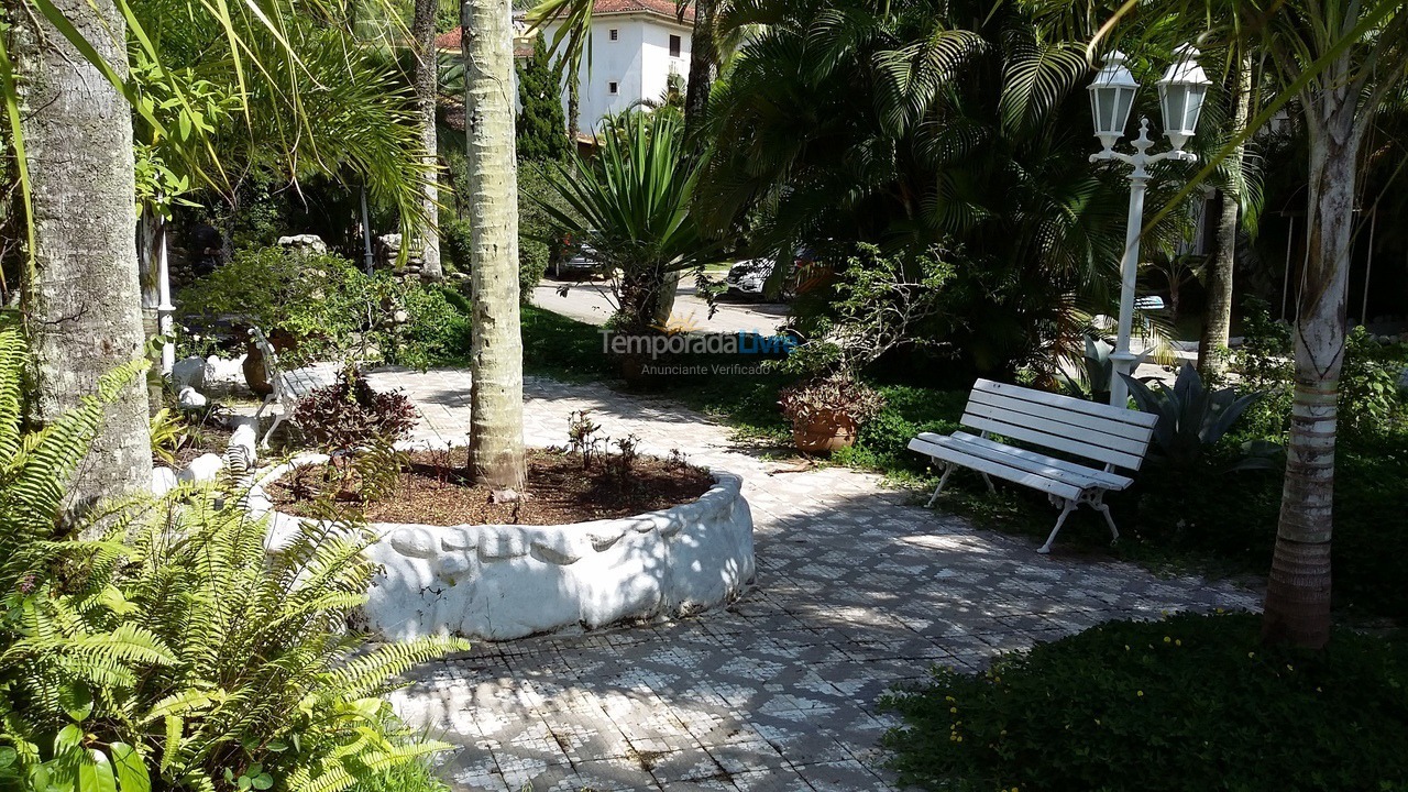 Apartamento para alquiler de vacaciones em Ubatuba (Praia das Toninhas)