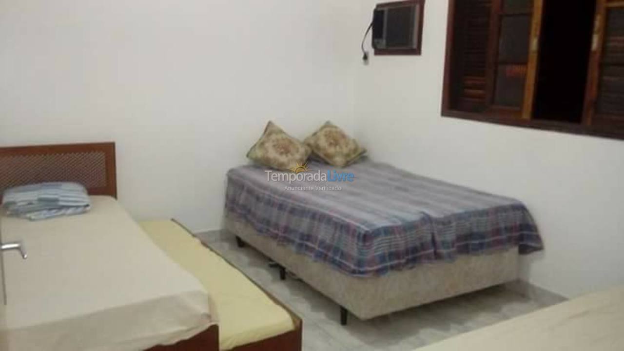 Apartment for vacation rental in Bertioga (Praia da Enseada)