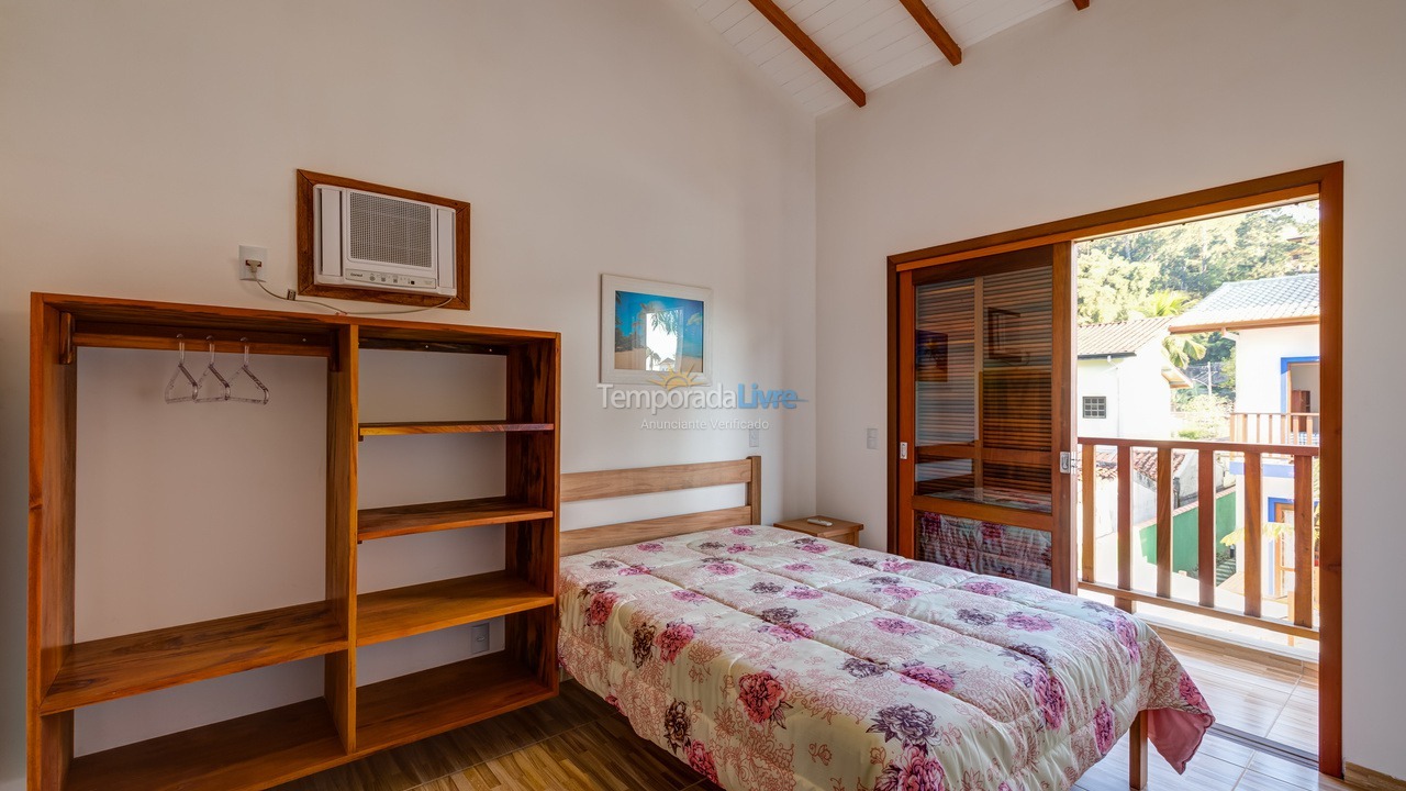 Casa para alquiler de vacaciones em Ubatuba (Praia do Lázaro)