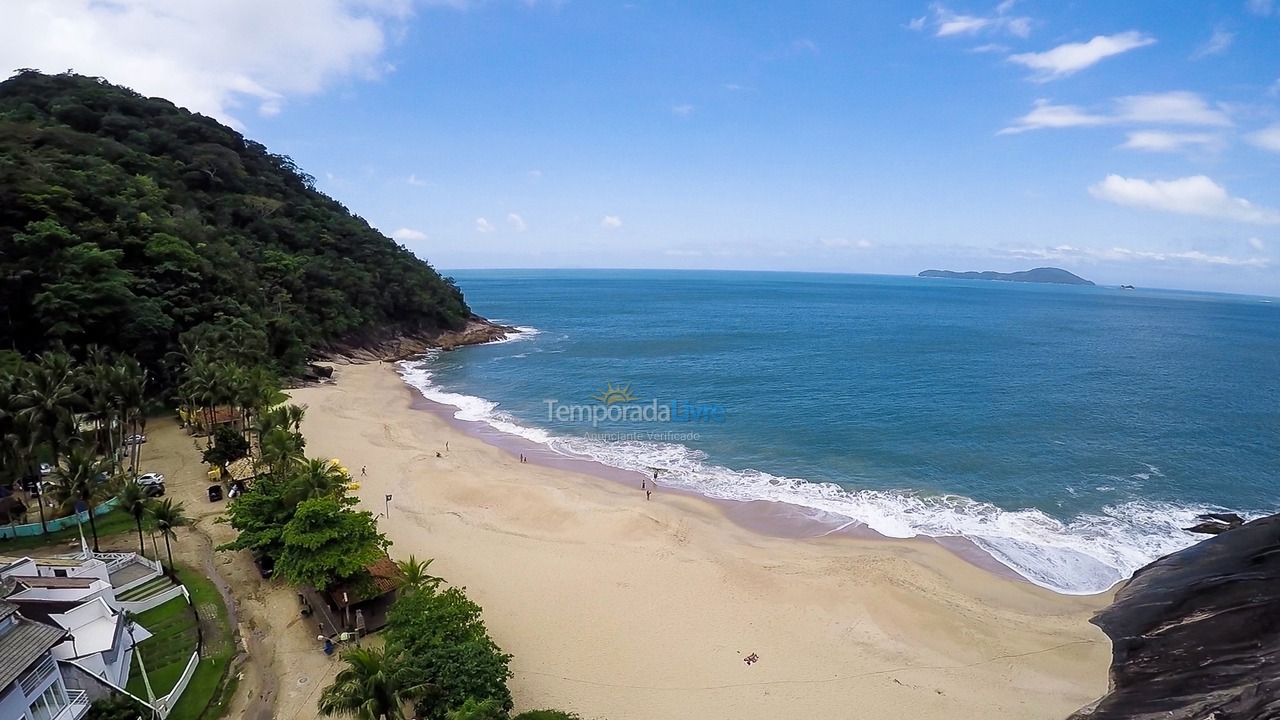 Casa para alquiler de vacaciones em Ubatuba (Praia do Lázaro)