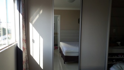 APARTMENT 02 SUITES WITH AIR CONDITIONING, 02 VAGAS OF GARAGE AND SACADA