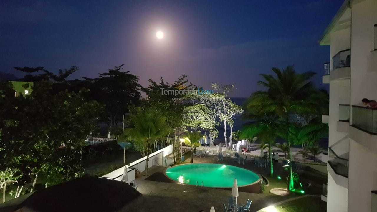 Apartamento para aluguel de temporada em Ubatuba (Praia das Toninhas)
