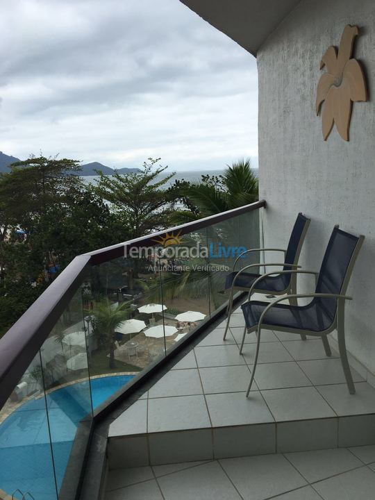 Apartamento para aluguel de temporada em Ubatuba (Praia das Toninhas)