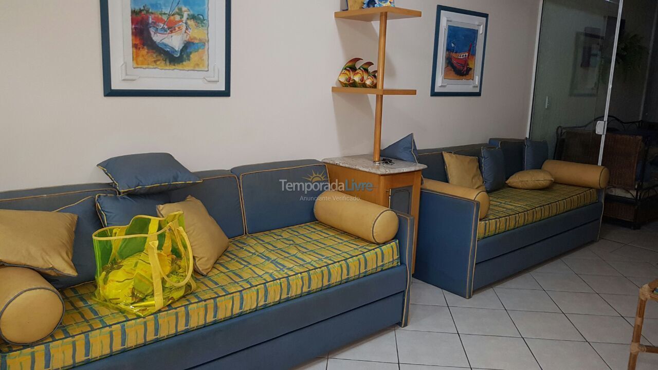 Apartamento para aluguel de temporada em Ubatuba (Praia das Toninhas)