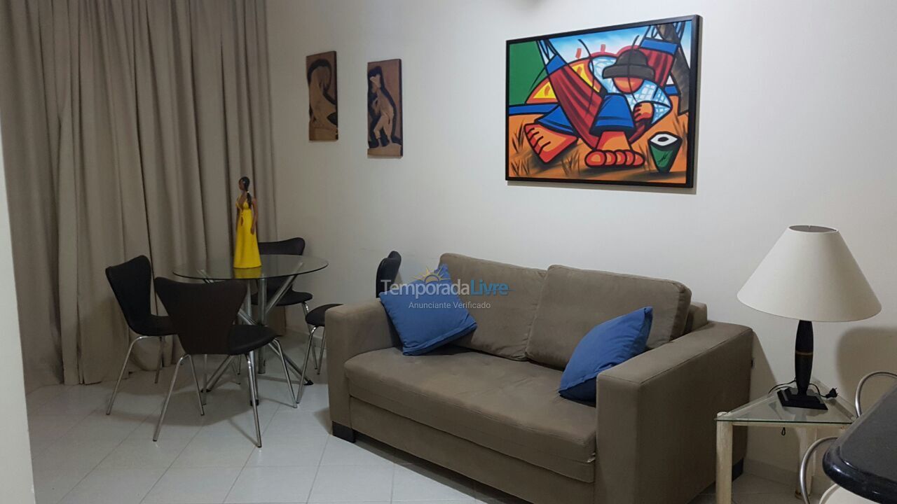 Apartamento para aluguel de temporada em Ubatuba (Praia das Toninhas)