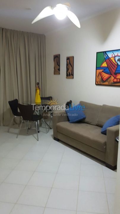 Apartamento para aluguel de temporada em Ubatuba (Praia das Toninhas)