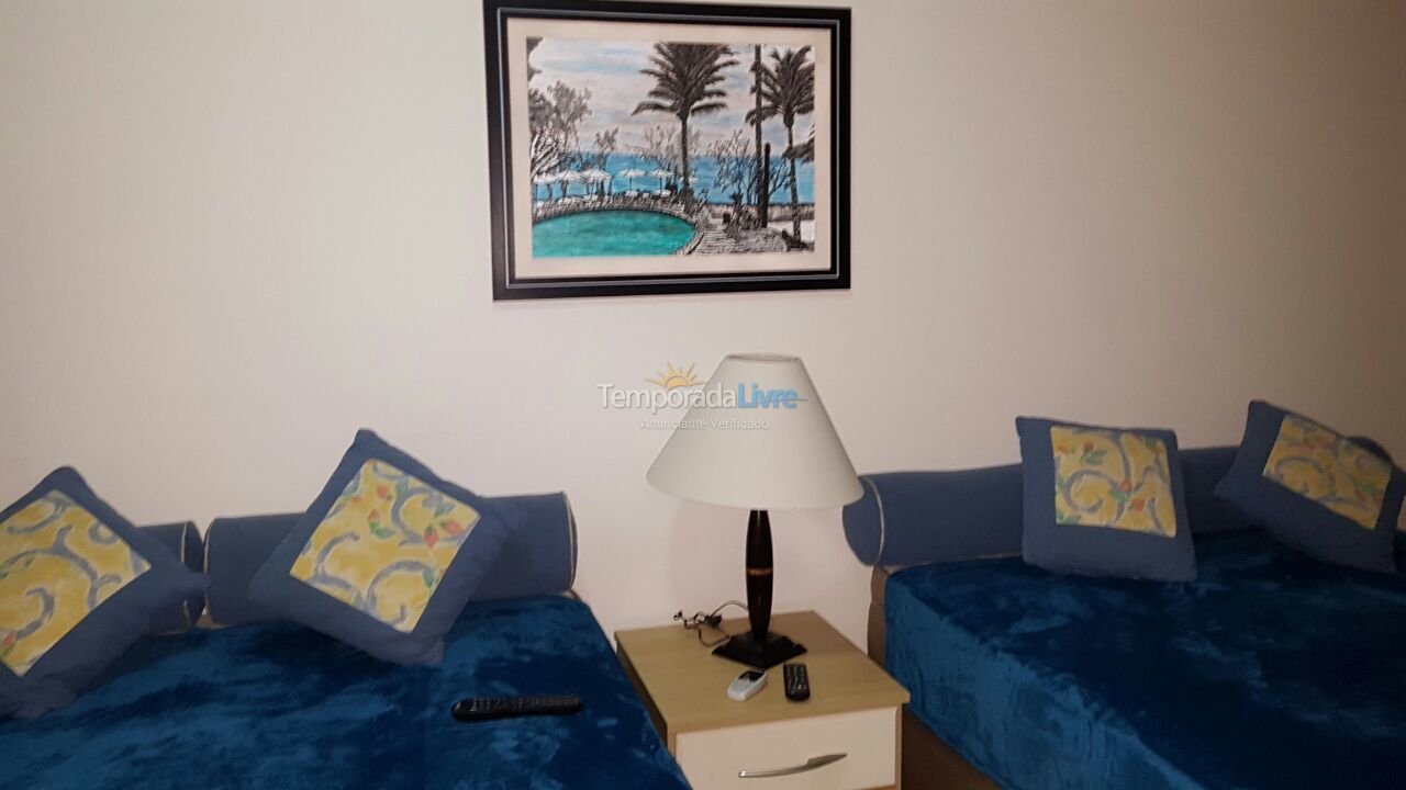 Apartamento para aluguel de temporada em Ubatuba (Praia das Toninhas)