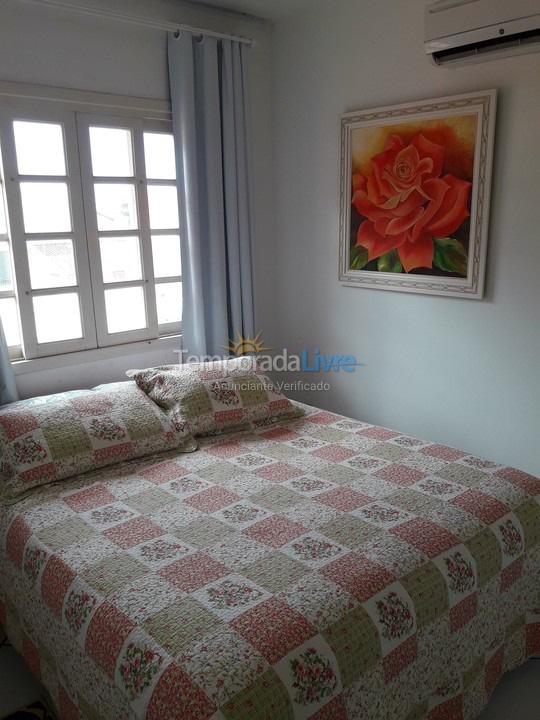 Apartamento para alquiler de vacaciones em Palhoça (Praia de Fora)