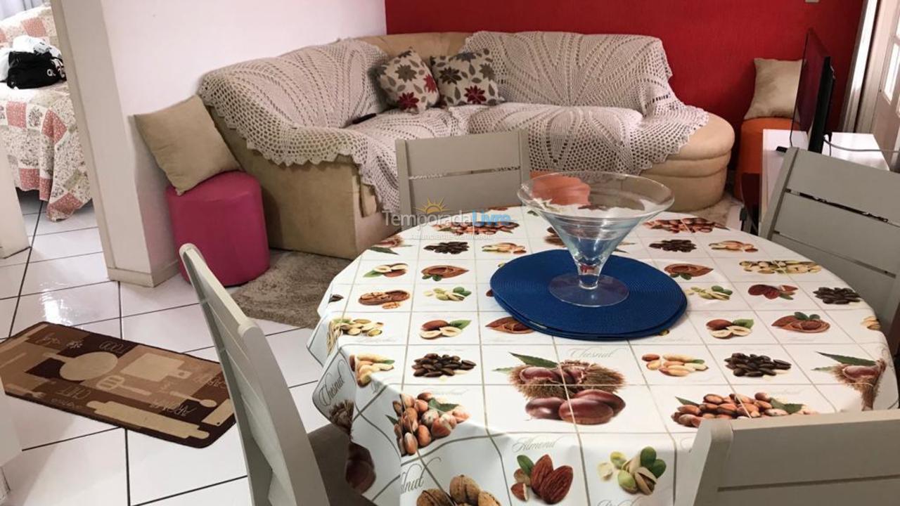 Apartamento para alquiler de vacaciones em Palhoça (Praia de Fora)