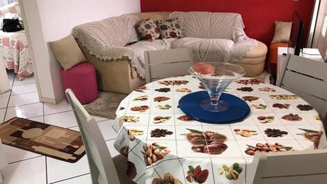 Apartamentos con piscina y WIFI a 17 km de Floripa a 50 metros de la playa