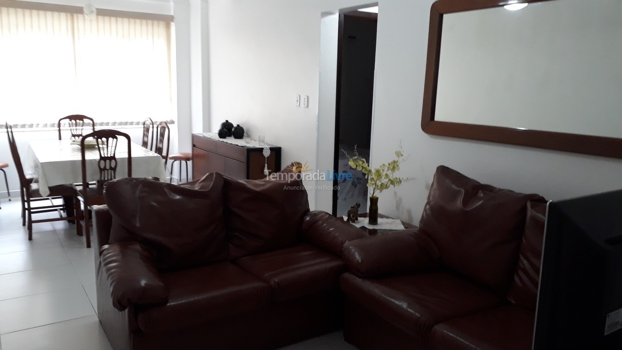 Casa para aluguel de temporada em Guarujá (Pitangueiras)