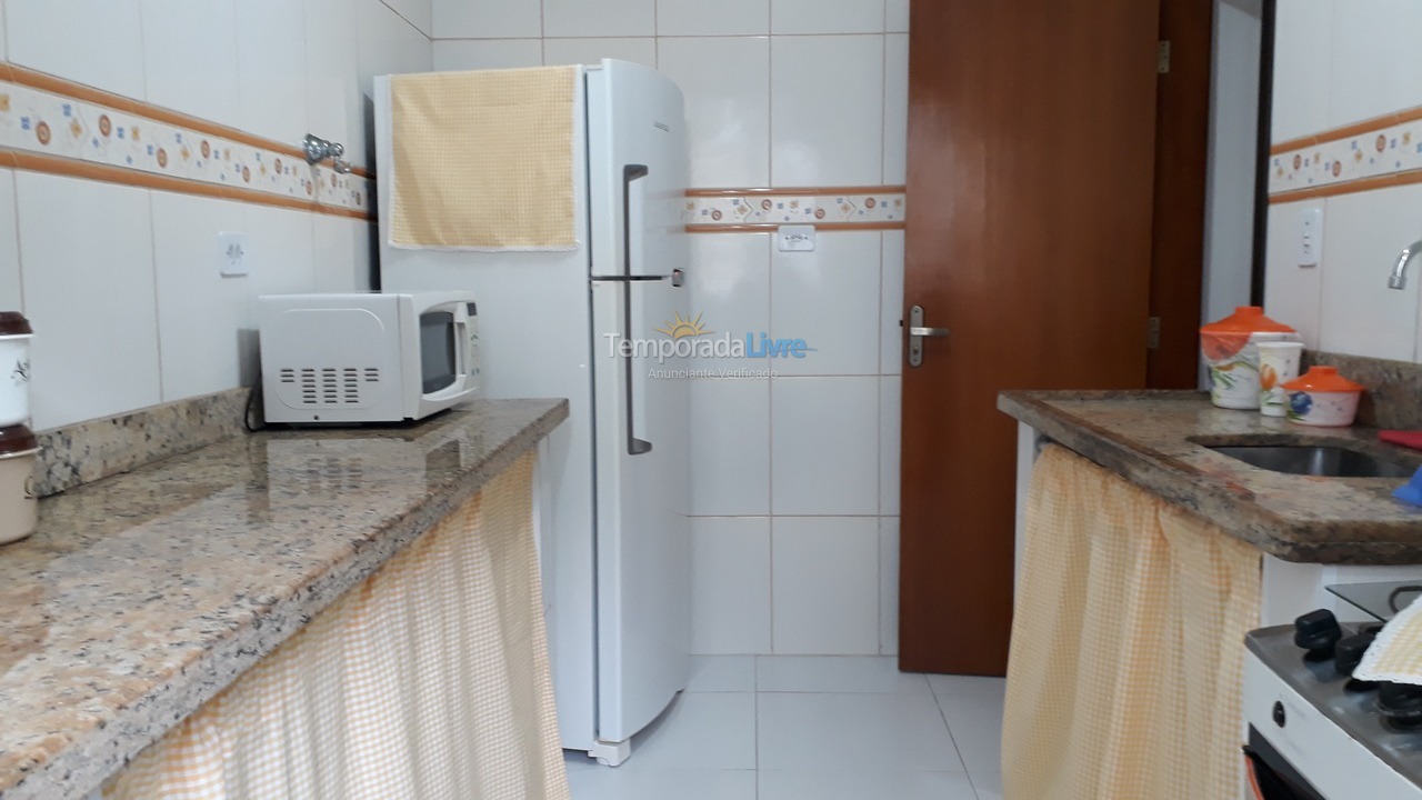 Casa para aluguel de temporada em Guarujá (Pitangueiras)