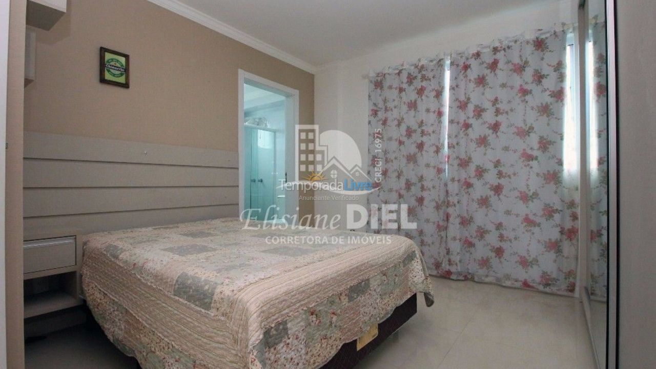 Apartment for vacation rental in Itapema (Meia Praia)