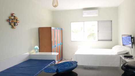 Estudio en Ubatuba-Pé en la Arena-Cond.Wembley Valley